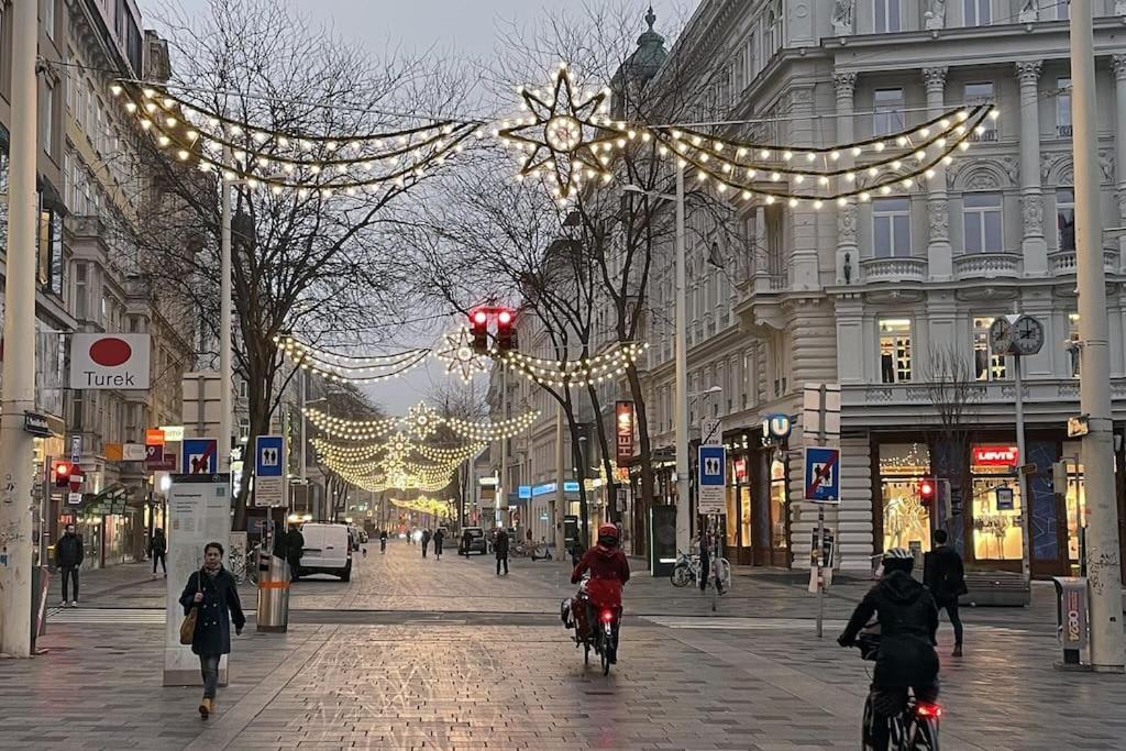 Апартаменты Luxuryloft - Direct Access To Shopping Street, U3 Station And Christmas Markets Вена Экстерьер фото